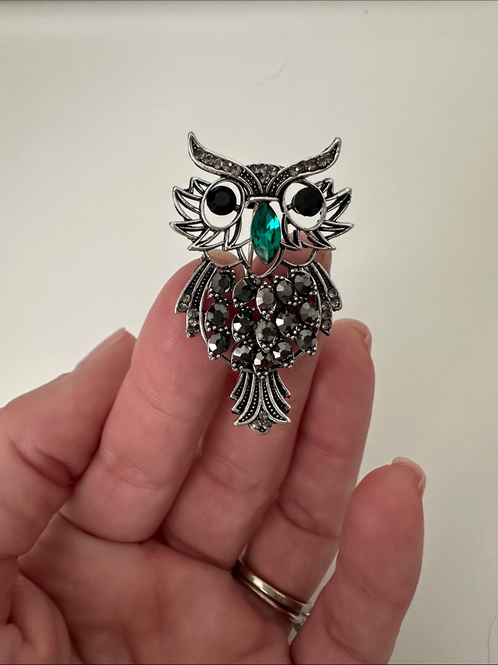 Silver-Tone Owl Brooch with Emerald Accent